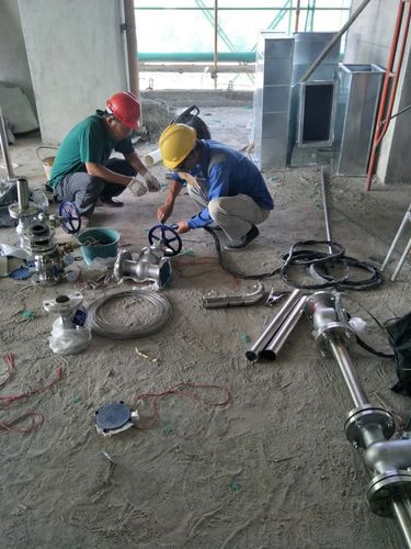 1,现场施工人员统计:泥工组31人,水电组4人,空调组9人,消防组18人